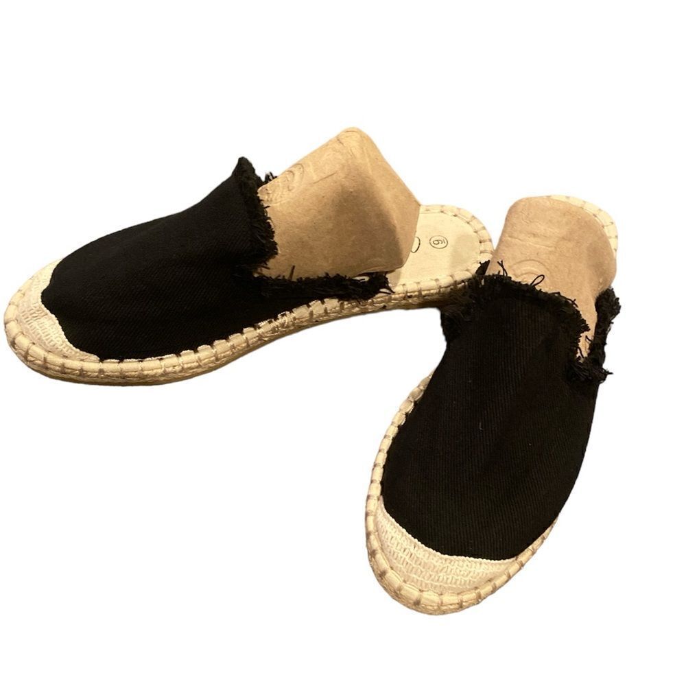Charlie Paige Slides Black Size 9